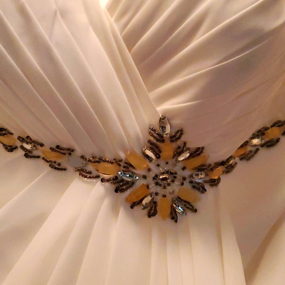 GRECIAN WEDDING GOWN BY LIGHT IN THE BOX SIZE 16 - Picture 5 of 10